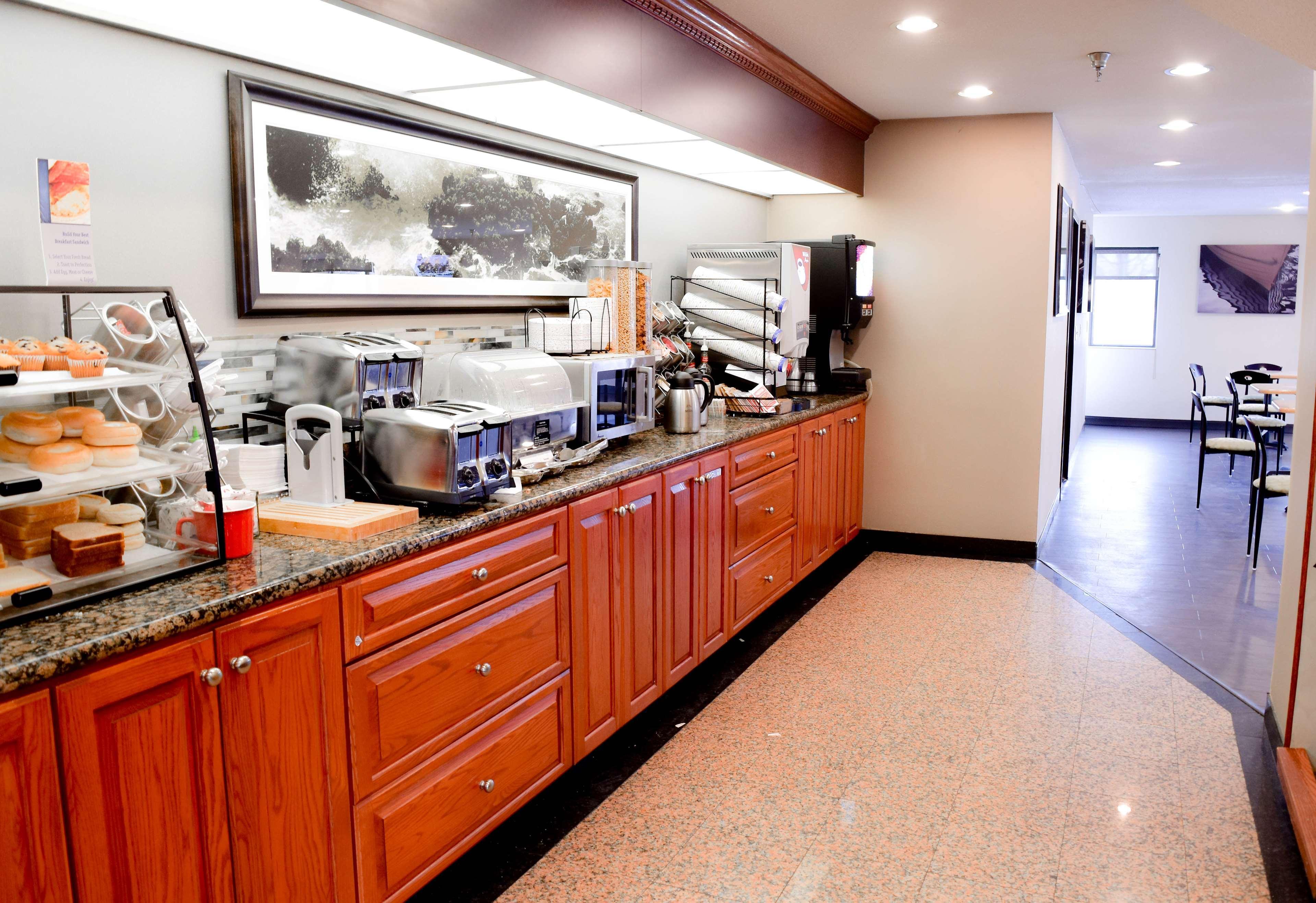 Best Western Providence Warwick Airport Inn Extérieur photo
