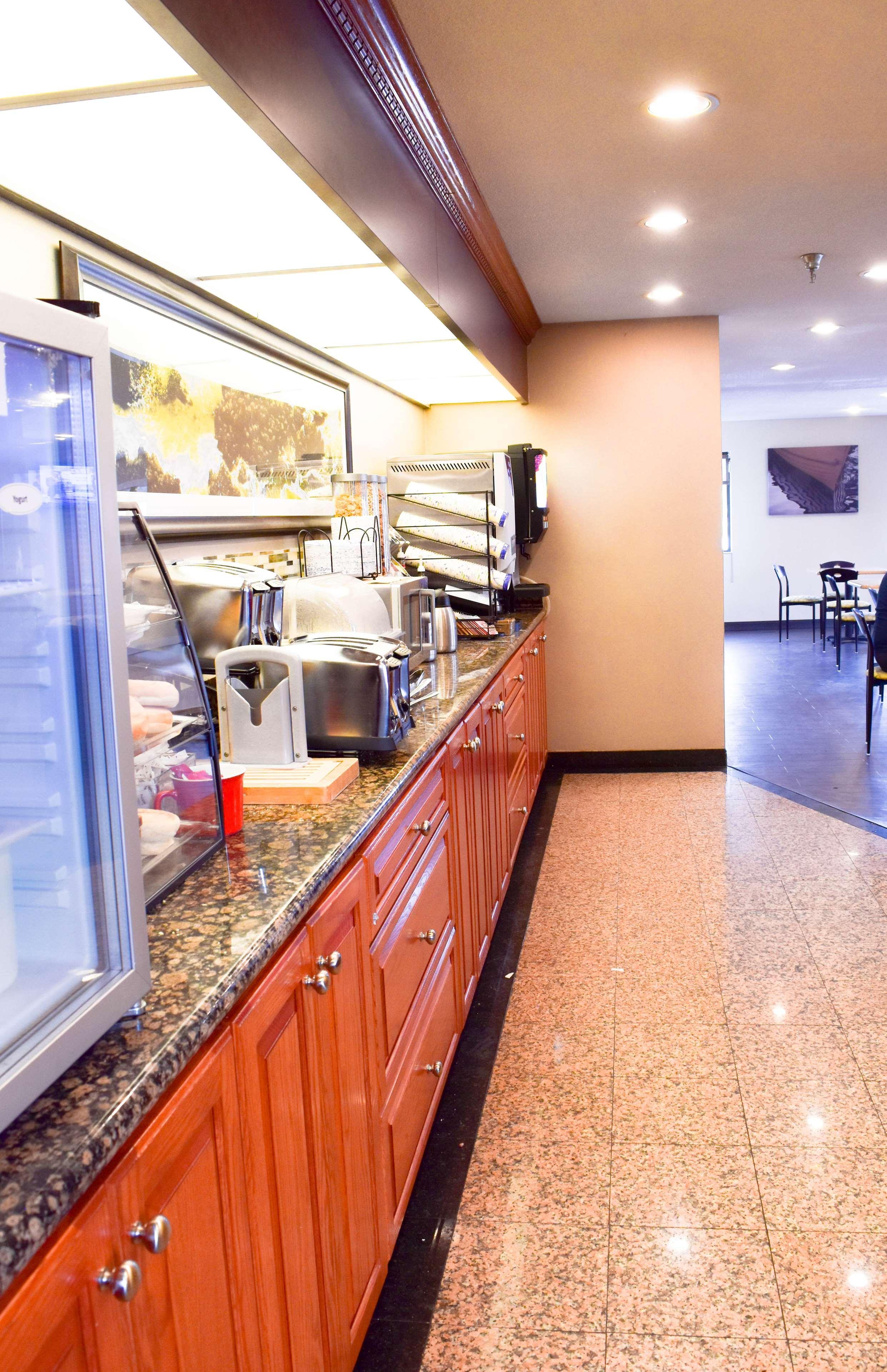 Best Western Providence Warwick Airport Inn Extérieur photo